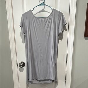 Chic Light Gray Women's Short Sleeve Top